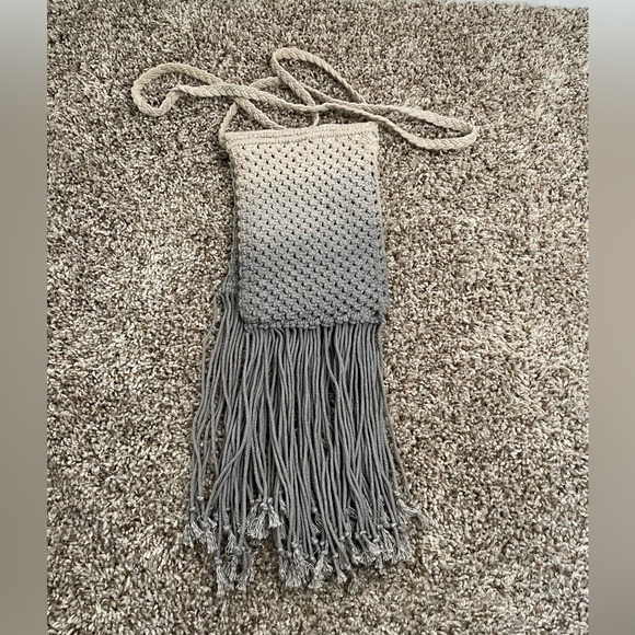 Ecote Ombré Macrame Crossbody Purse - Picture 2 of 4